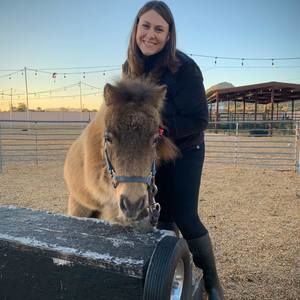 Meet your Posher, Lisa